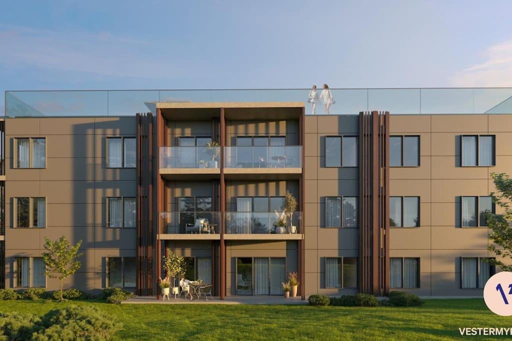 Stylish And Serviced Studio Apartment In Lofoten Svolvaer Exterior photo